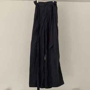 Sadie and Sage tie front wide leg pants
